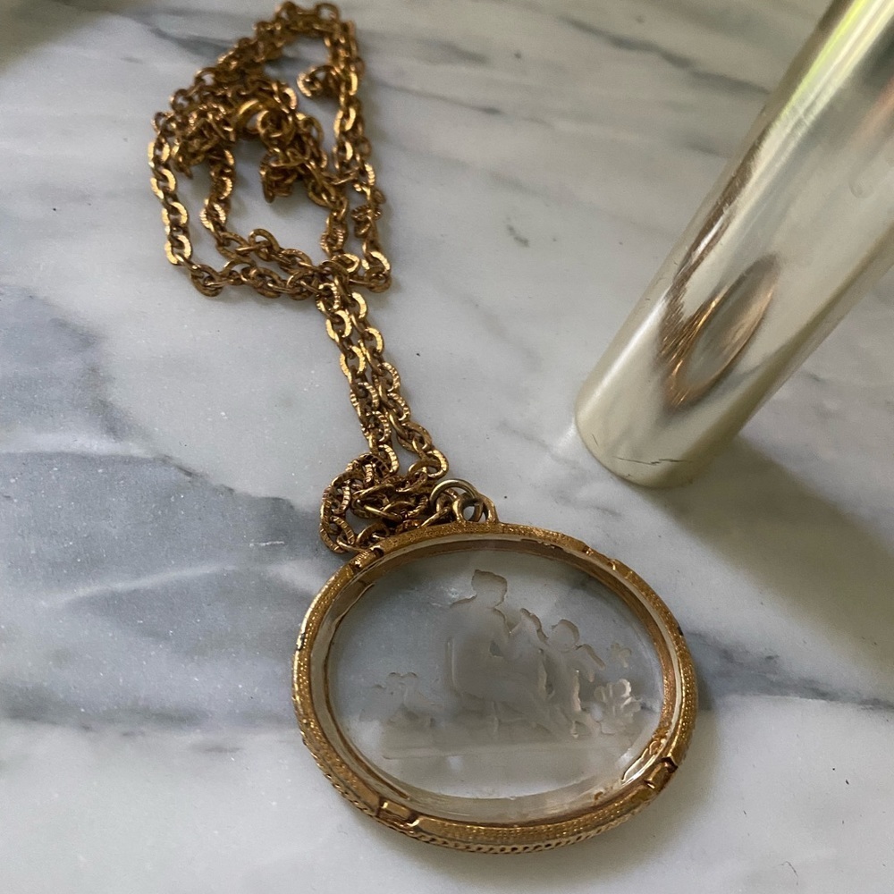 Vintage gold tone pendant